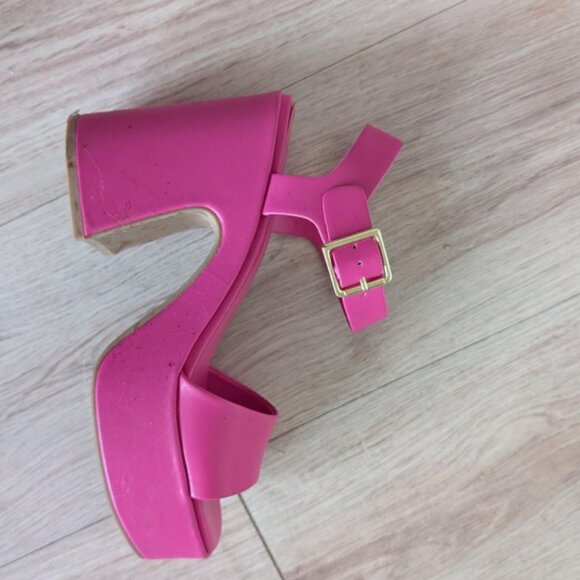 Hot pin platform heels - Picture 4 of 6